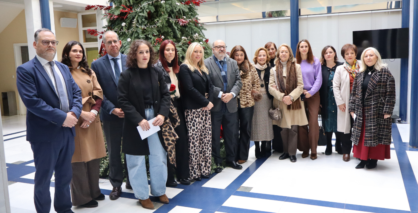 El Colegio reafirma su compromiso con la sociedad con la entrega de ayudas a entidades sociales